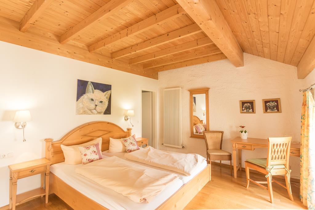 Hotel Leander Bitburg Kültér fotó